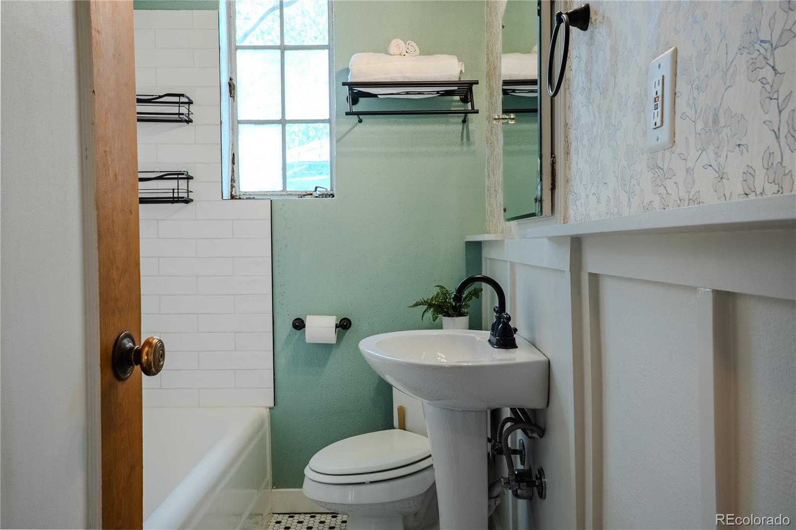 MLS Image #18 for 485 s logan street,denver, Colorado