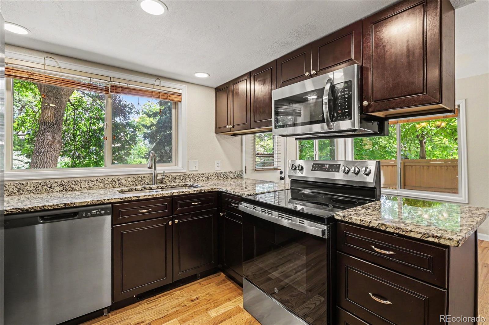 MLS Image #6 for 10251 w ida avenue,littleton, Colorado
