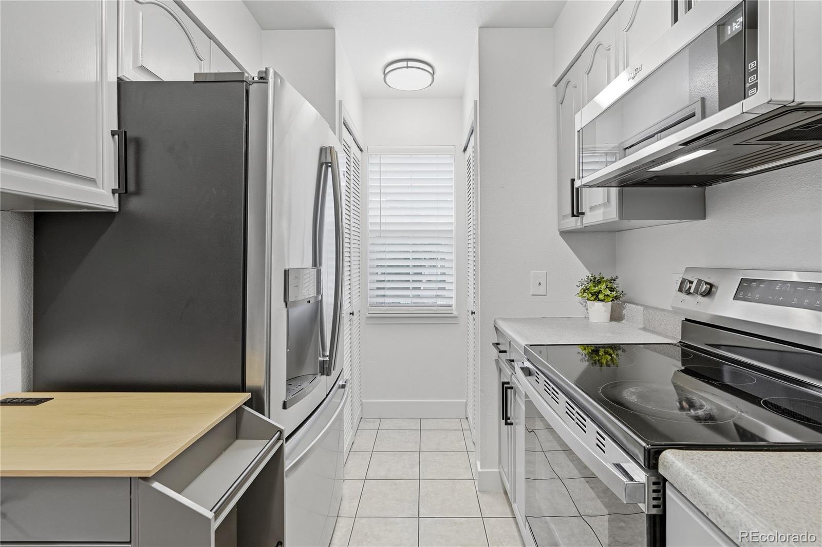 MLS Image #10 for 10701 w dartmouth avenue,lakewood, Colorado