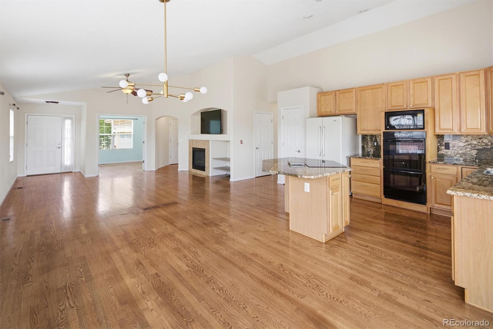 MLS Image #10 for 16119 e 105th way,commerce city, Colorado