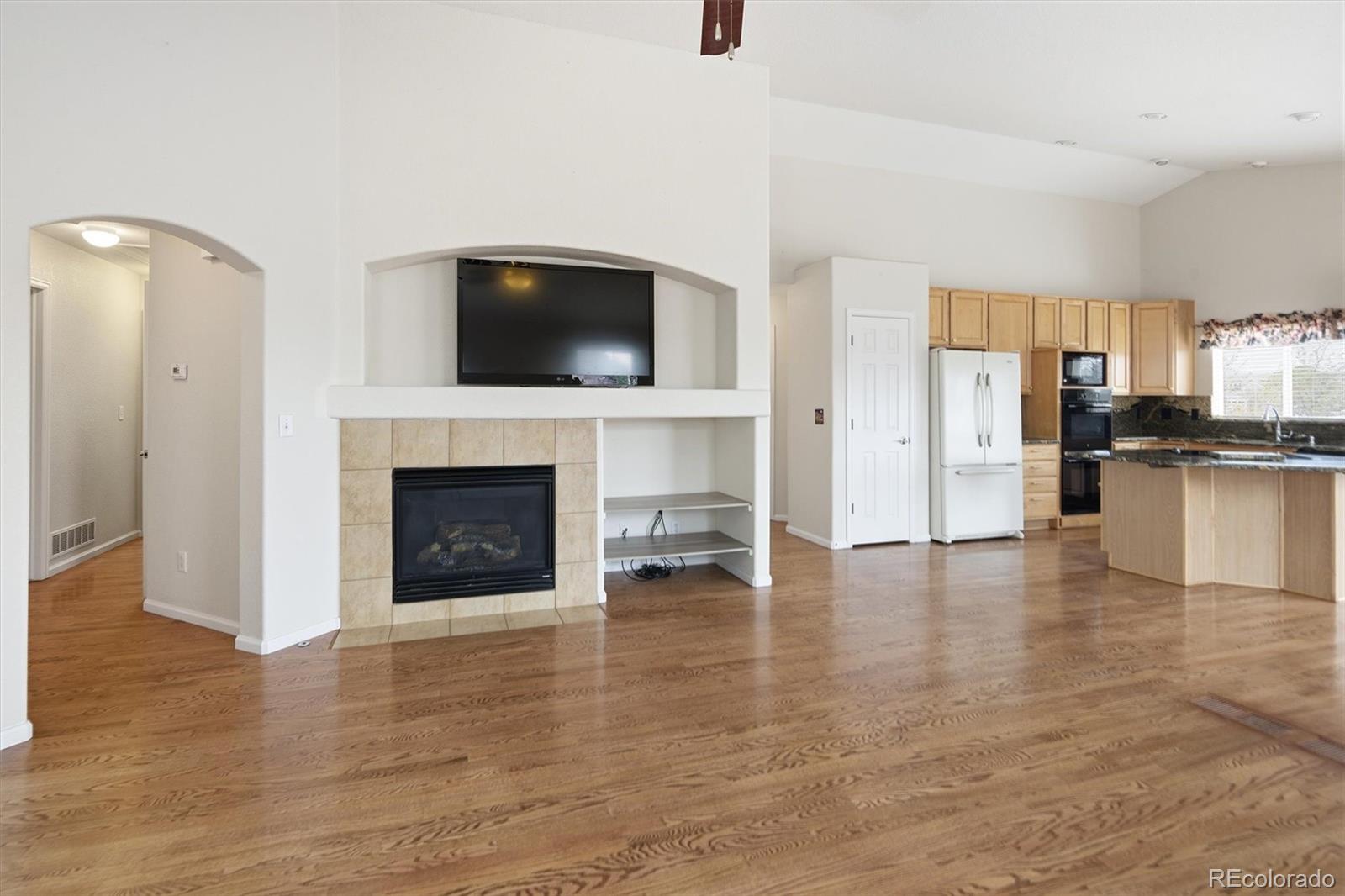 MLS Image #3 for 16119 e 105th way,commerce city, Colorado