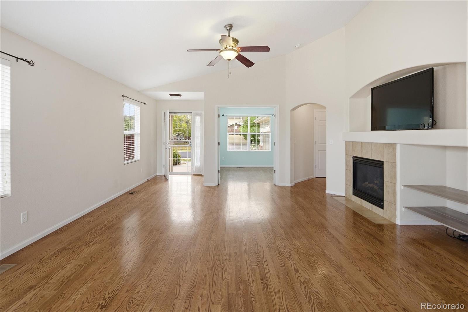 MLS Image #5 for 16119 e 105th way,commerce city, Colorado