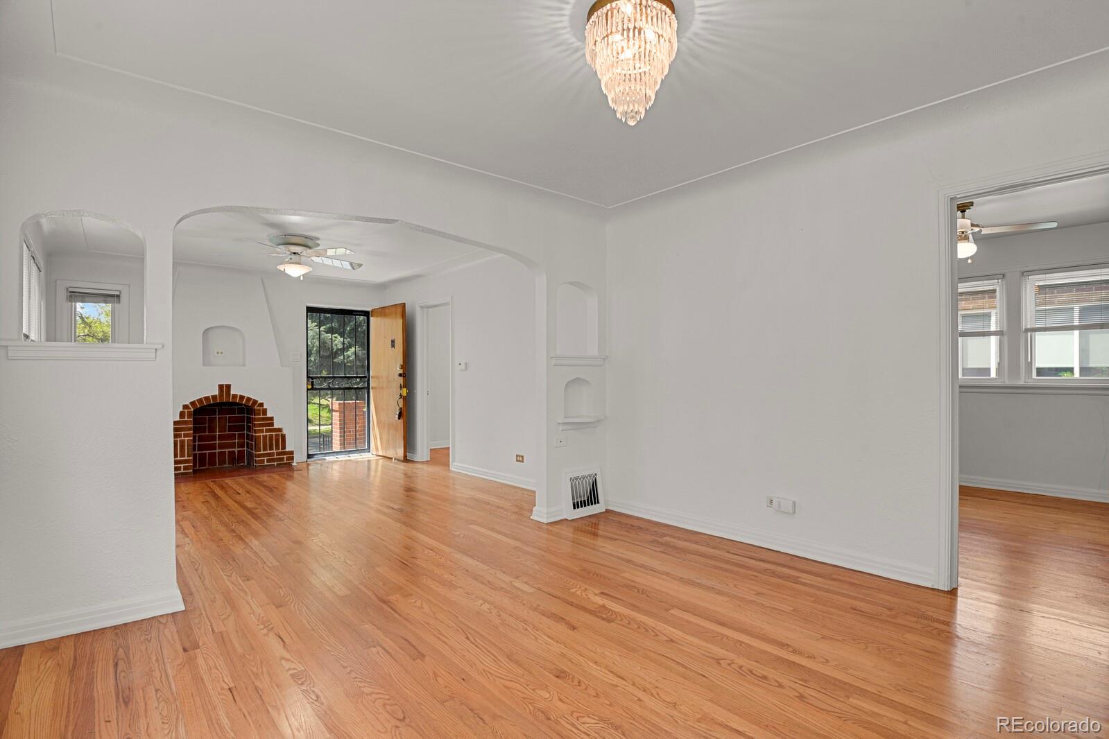 MLS Image #7 for 3705 w 25th avenue,denver, Colorado
