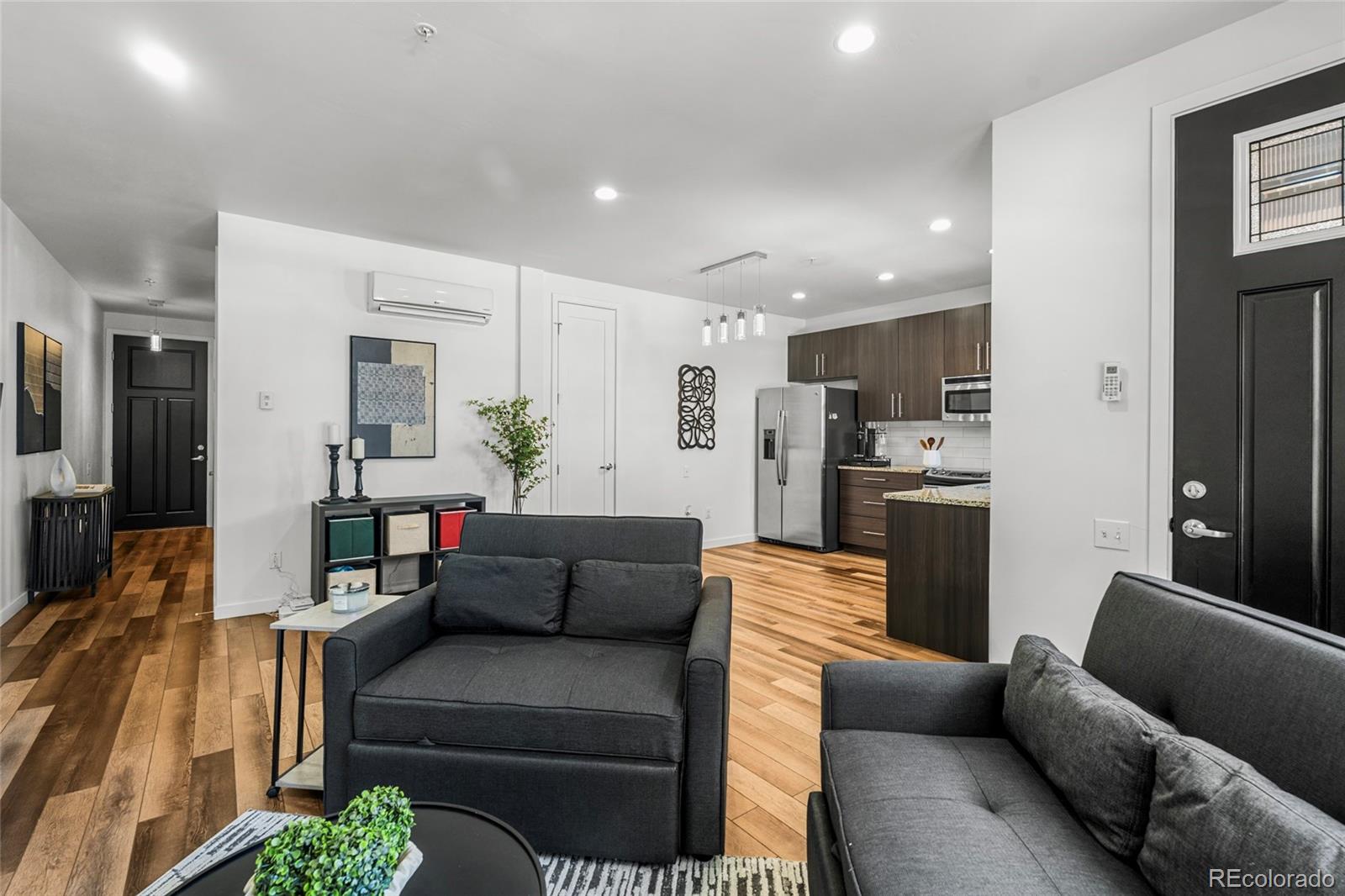 MLS Image #6 for 336 e 1st avenue,denver, Colorado