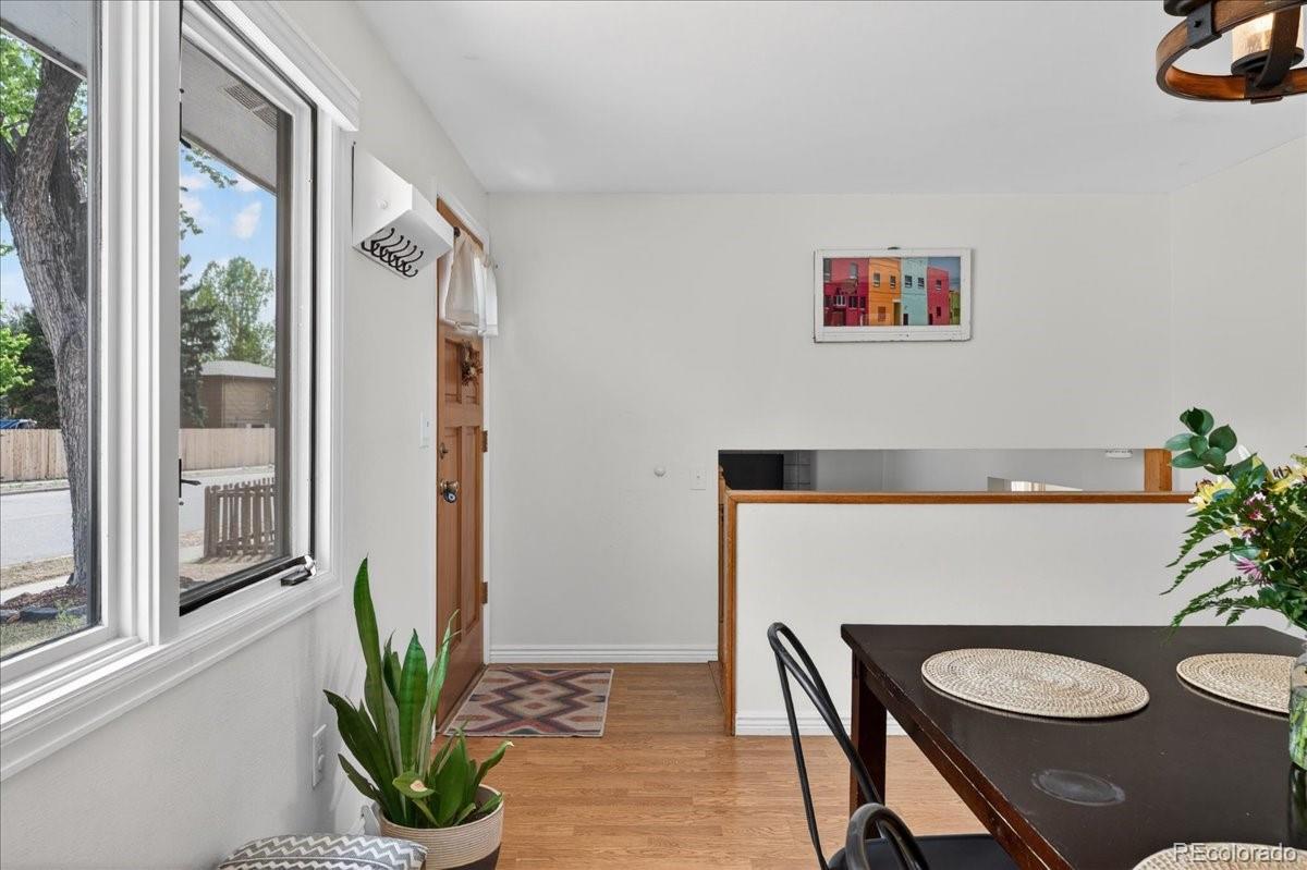 MLS Image #8 for 9751 e cornell avenue,denver, Colorado