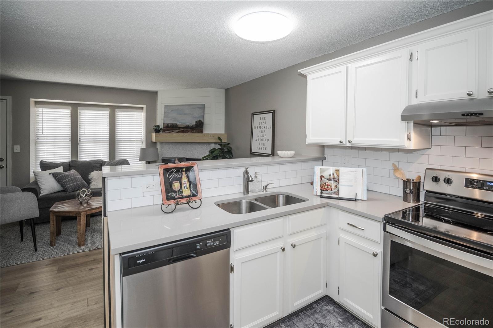 MLS Image #10 for 18131 e arizona avenue,aurora, Colorado