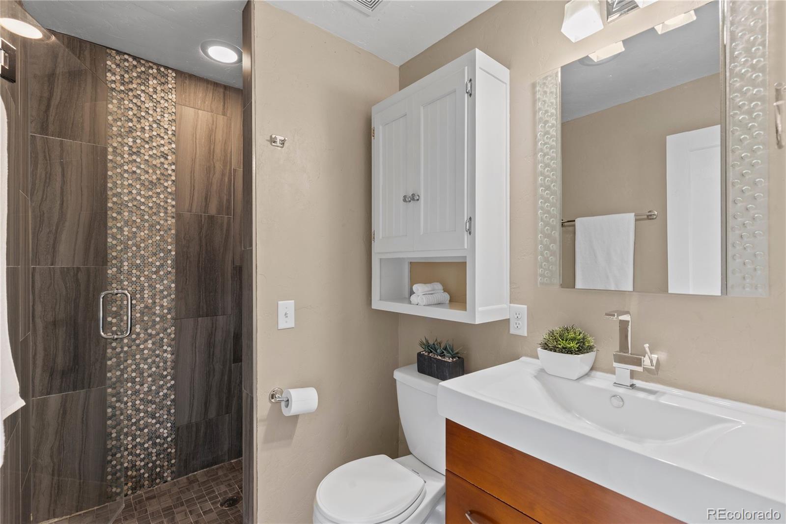 MLS Image #26 for 3340 e 30th avenue,denver, Colorado