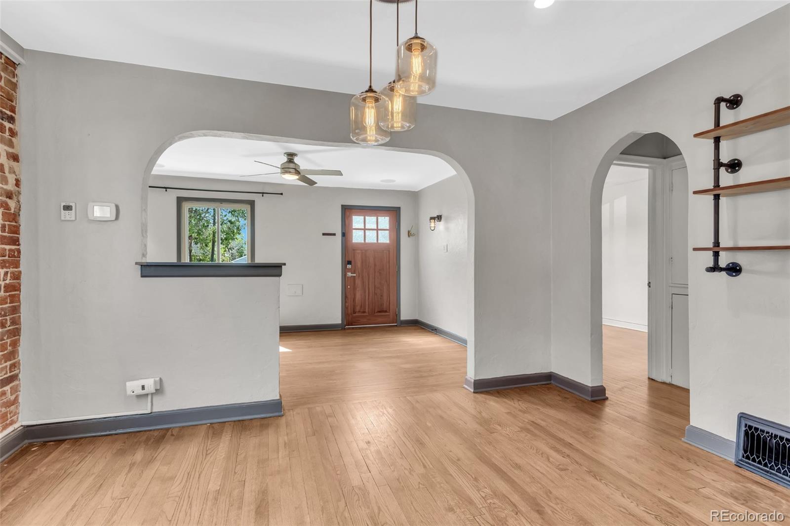 MLS Image #10 for 3438 n saint paul street,denver, Colorado