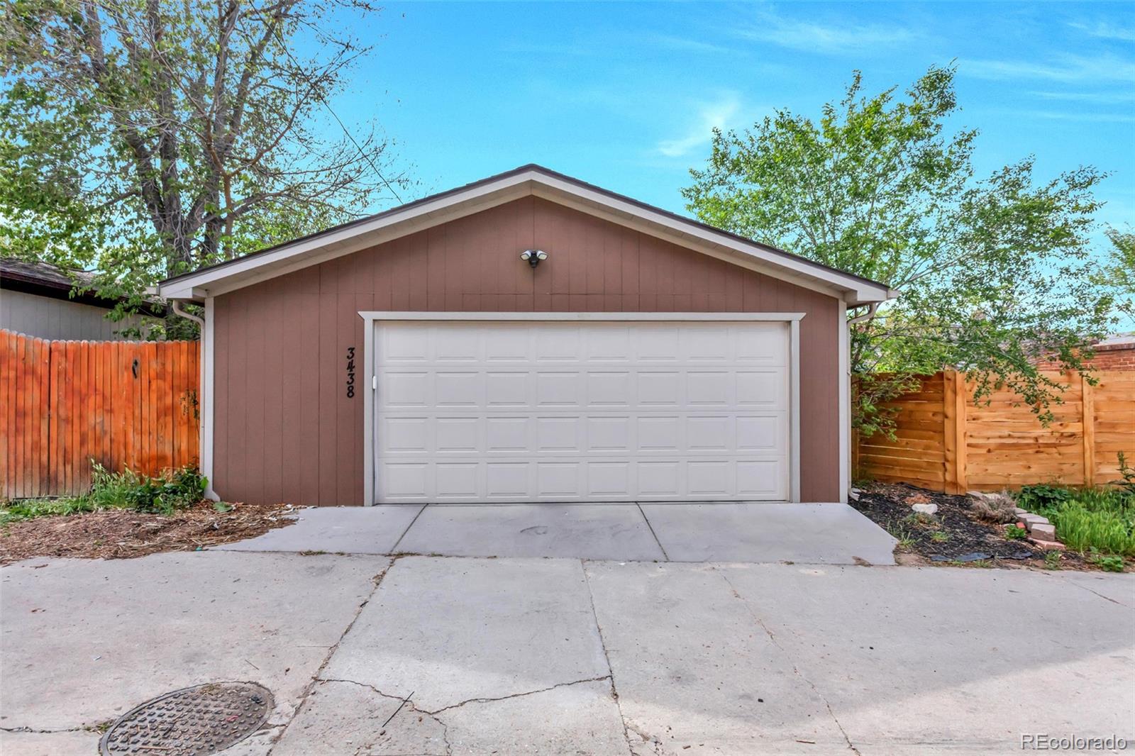 MLS Image #24 for 3438 n saint paul street,denver, Colorado