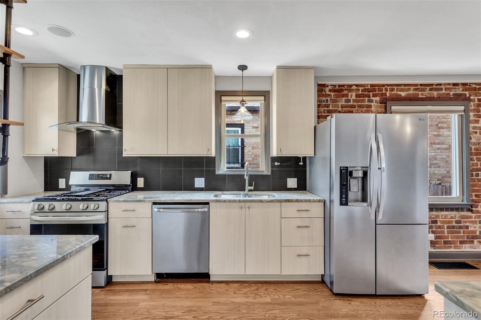 MLS Image #6 for 3438 n saint paul street,denver, Colorado