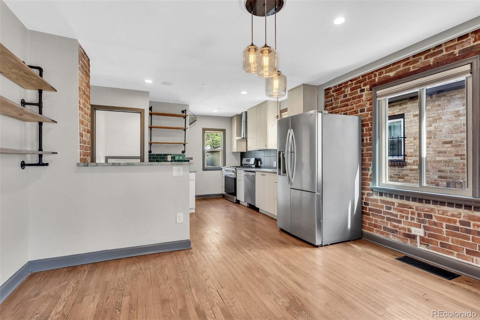 MLS Image #7 for 3438 n saint paul street,denver, Colorado
