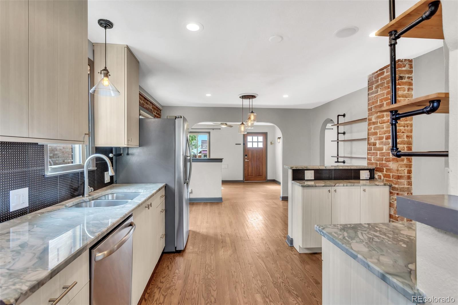 MLS Image #9 for 3438 n saint paul street,denver, Colorado
