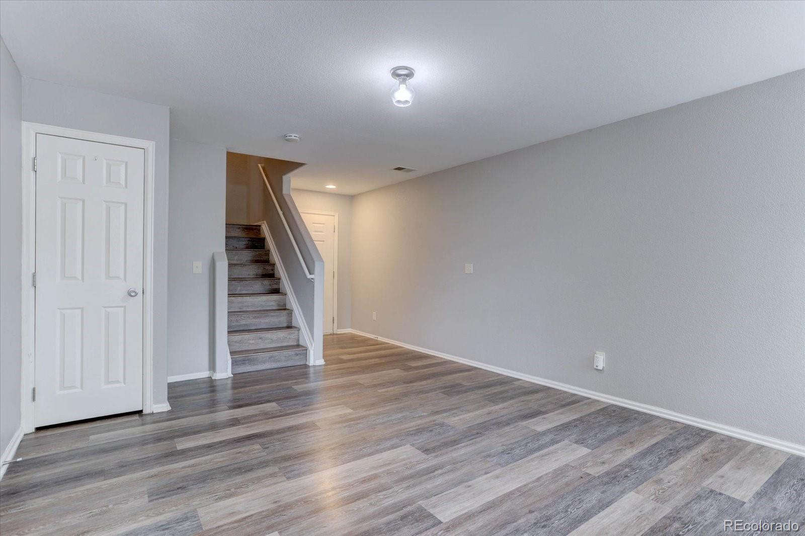 MLS Image #3 for 5509 s quemoy circle ,aurora, Colorado
