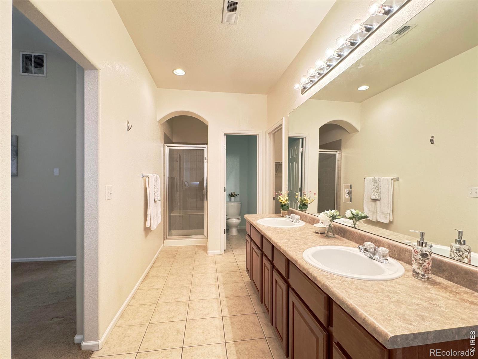 MLS Image #21 for 11313  navajo circle b,denver, Colorado