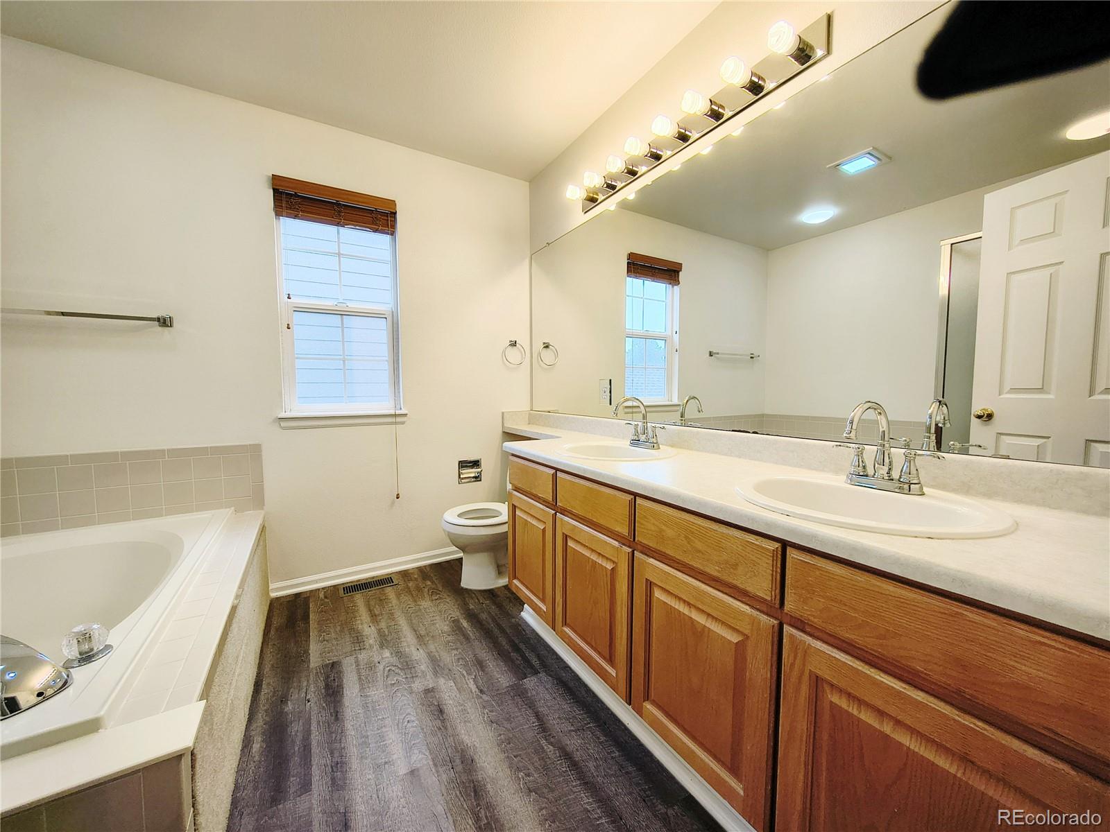 MLS Image #10 for 4595  hunterwood drive,highlands ranch, Colorado