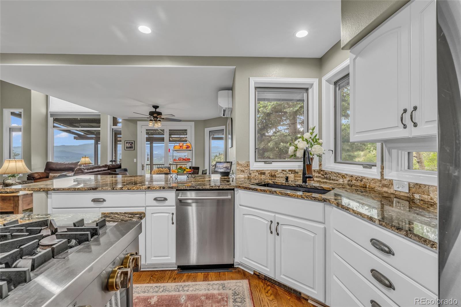 MLS Image #12 for 1306  preserve circle,golden, Colorado