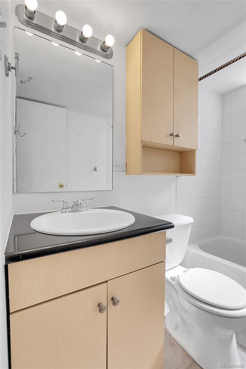MLS Image #11 for 250 n pearl street,denver, Colorado