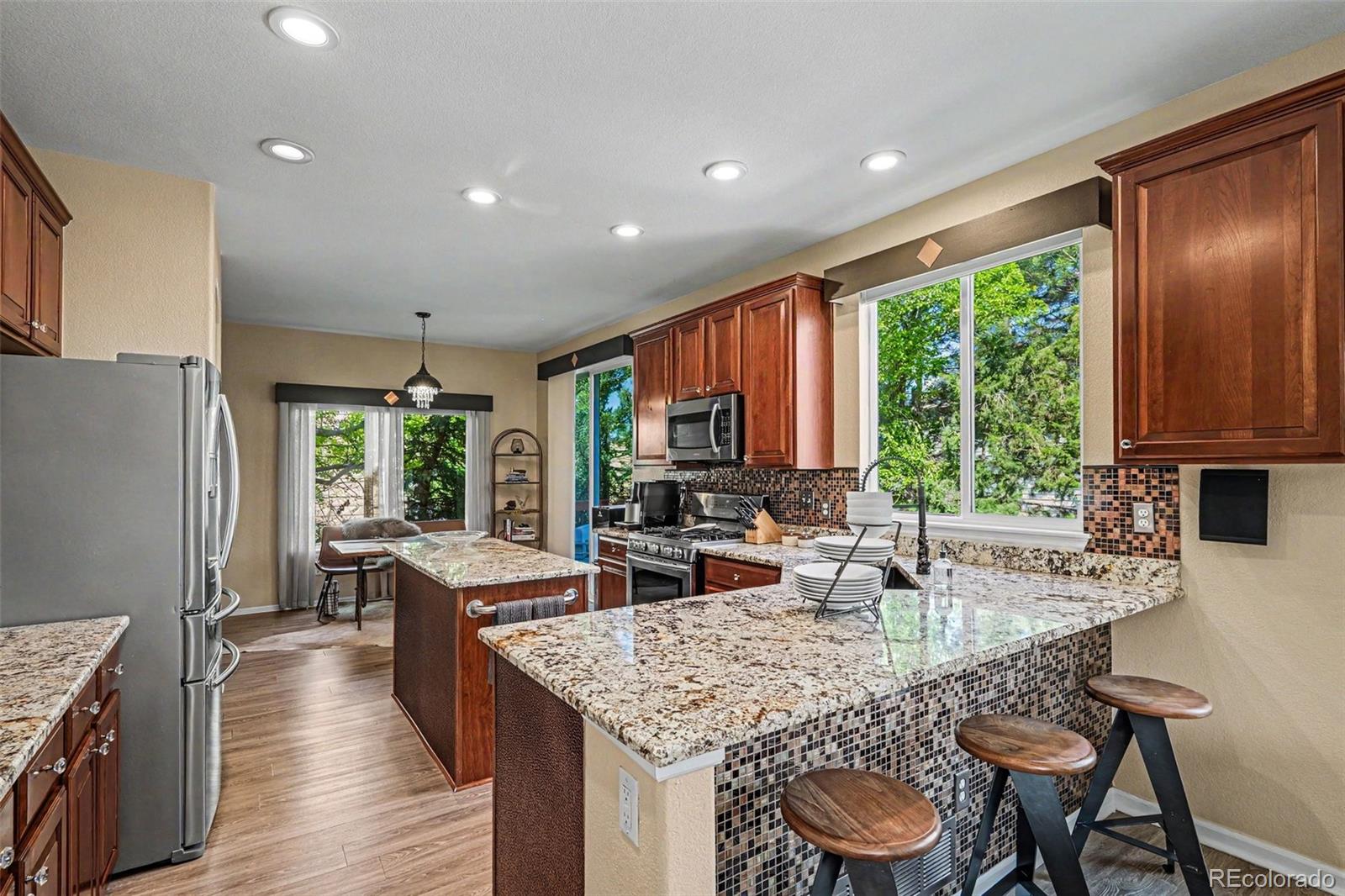 MLS Image #13 for 9690 s dover way,littleton, Colorado