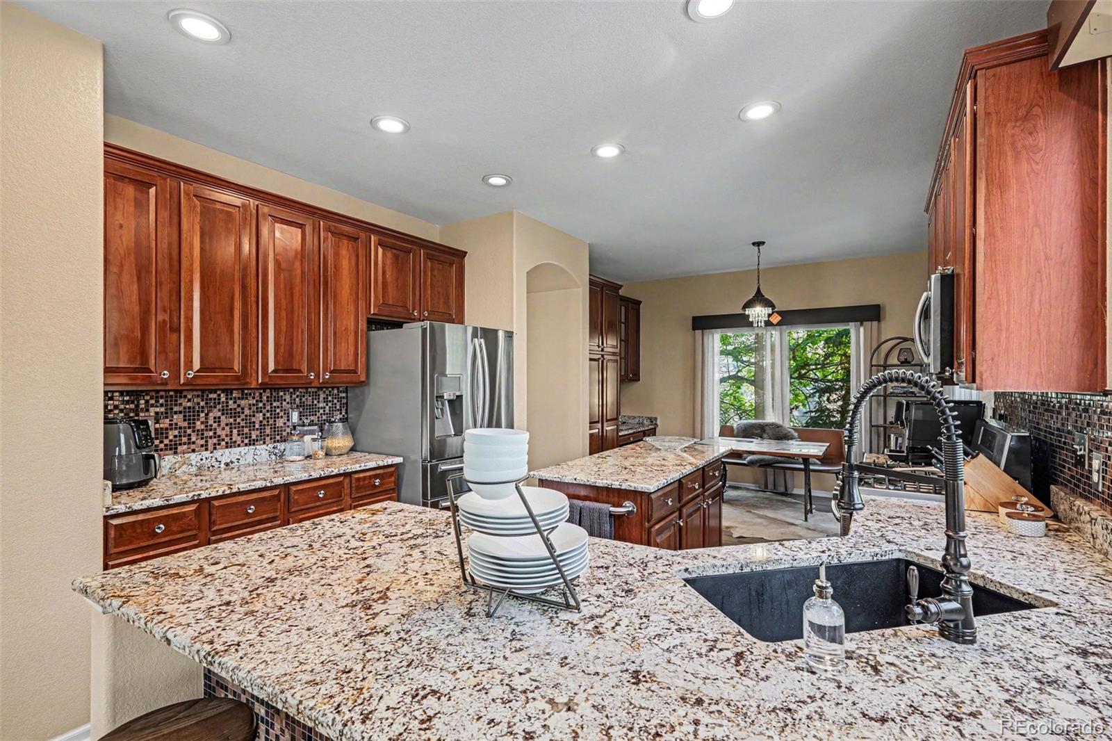 MLS Image #14 for 9690 s dover way,littleton, Colorado