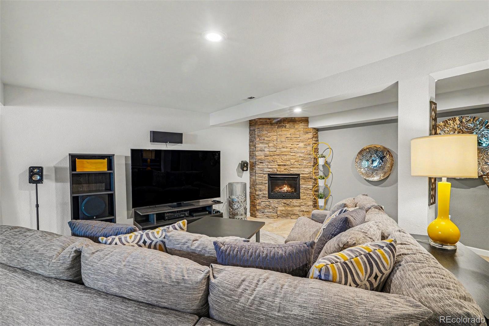 MLS Image #28 for 9690 s dover way,littleton, Colorado