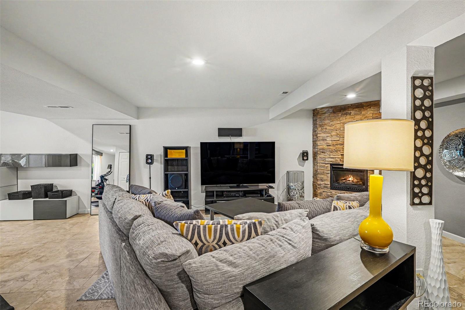 MLS Image #30 for 9690 s dover way,littleton, Colorado