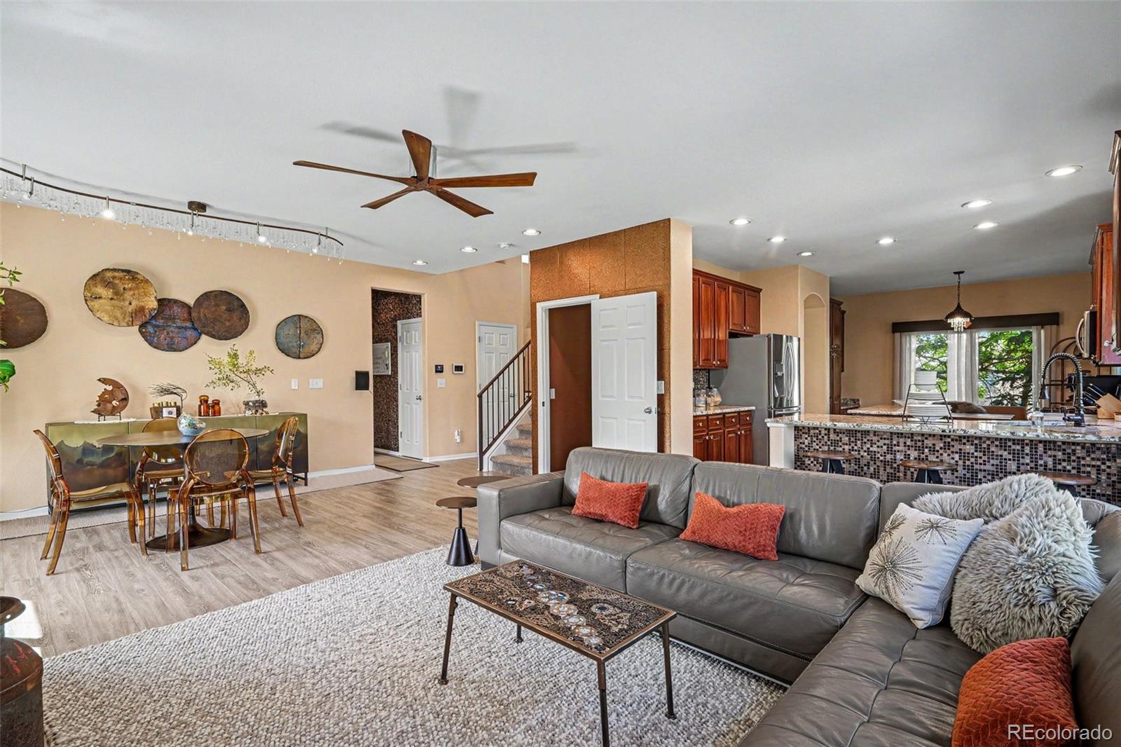 MLS Image #7 for 9690 s dover way,littleton, Colorado