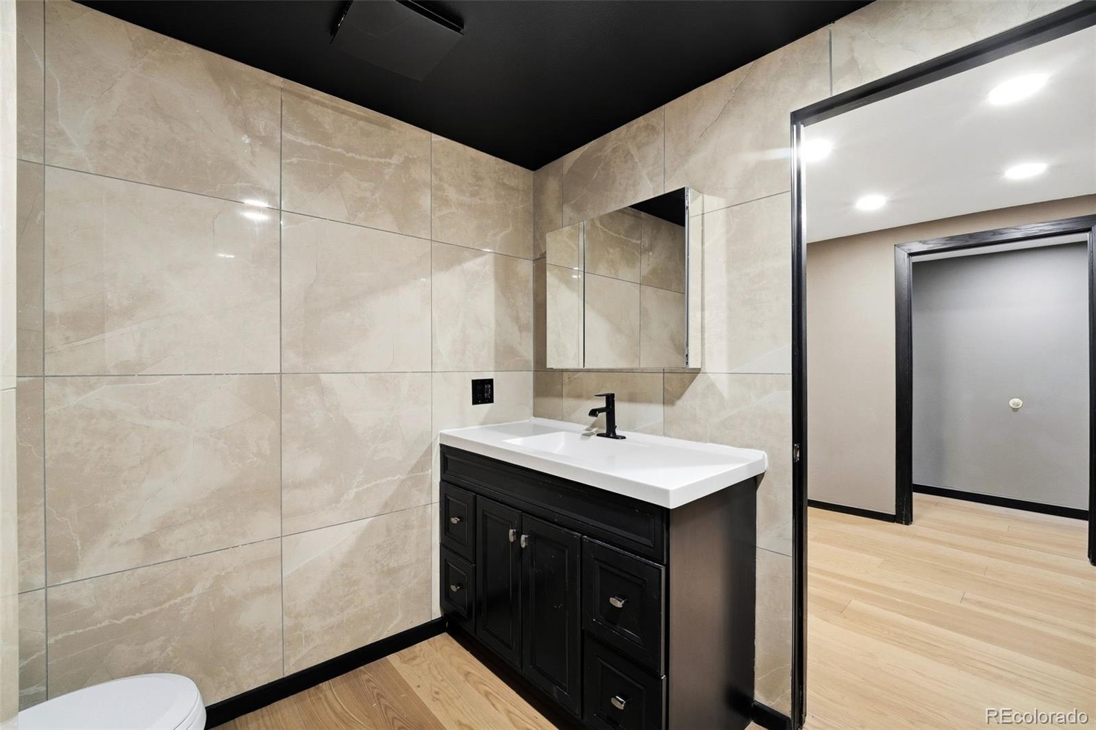 MLS Image #38 for 27  beacon hill lane,greenwood village, Colorado