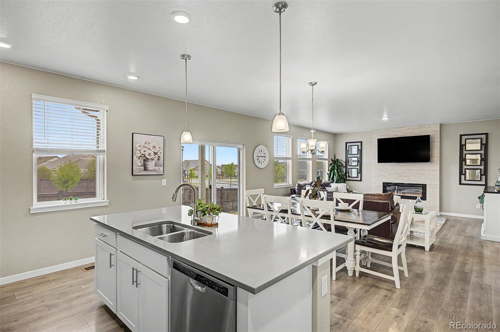 MLS Image #14 for 15704  roslyn street,thornton, Colorado