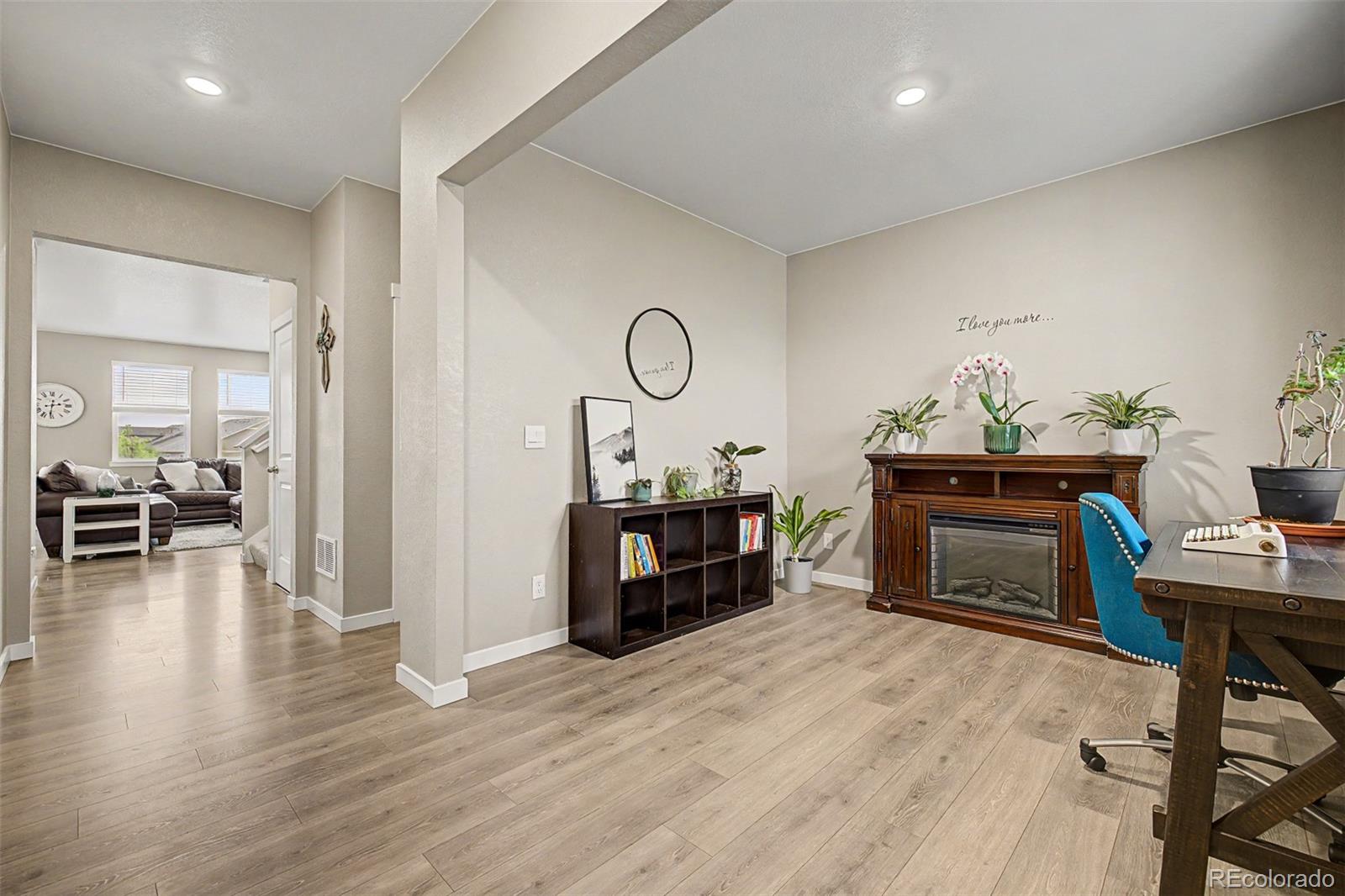 MLS Image #2 for 15704  roslyn street,thornton, Colorado