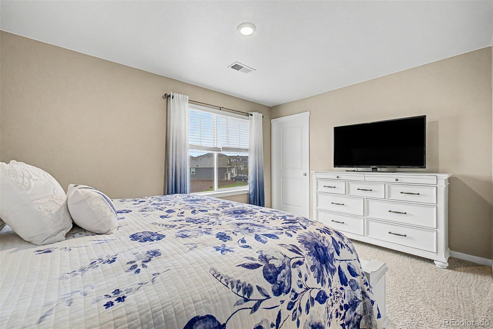 MLS Image #33 for 15704  roslyn street,thornton, Colorado