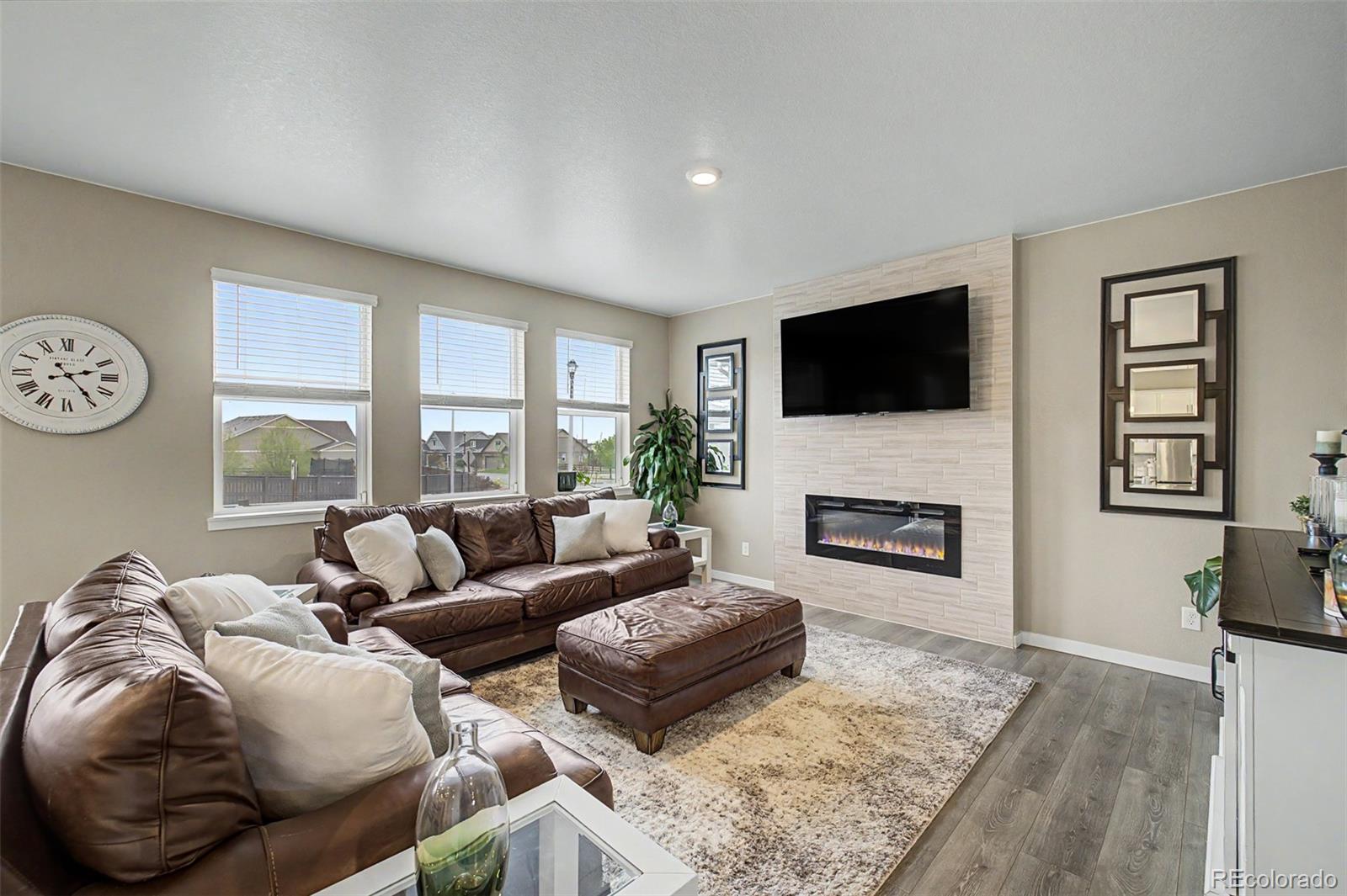 MLS Image #4 for 15704  roslyn street,thornton, Colorado