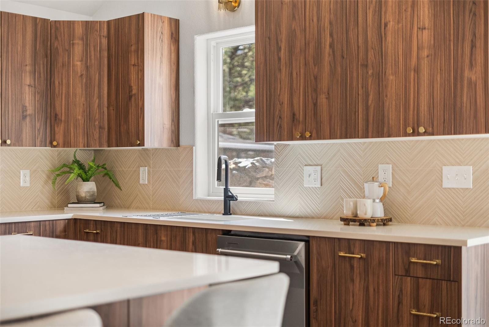 MLS Image #14 for 30463  hilltop drive,evergreen, Colorado