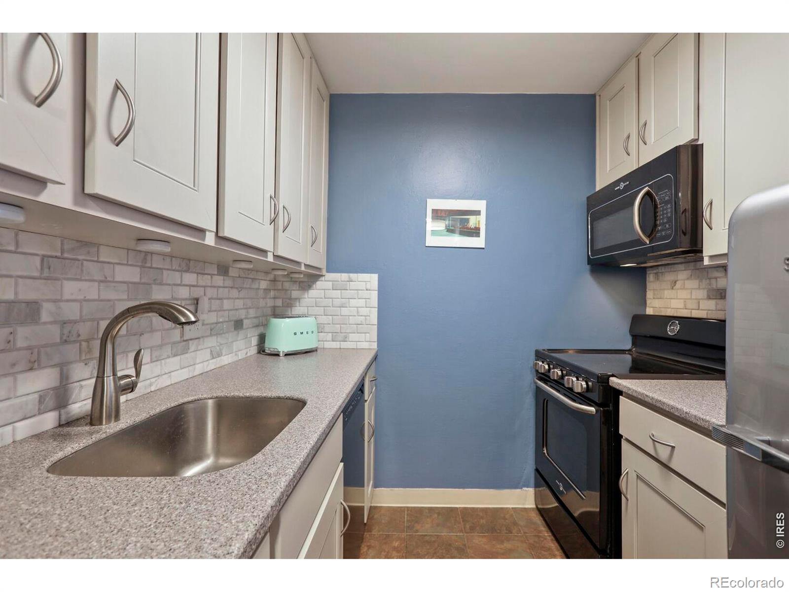 MLS Image #4 for 1200  vine street,denver, Colorado