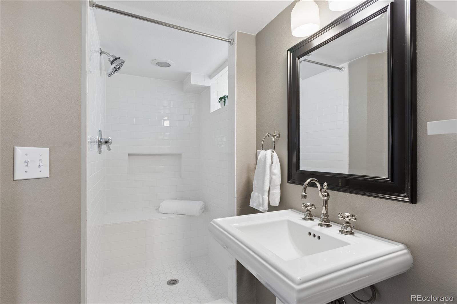 MLS Image #31 for 2054 s saint paul street,denver, Colorado