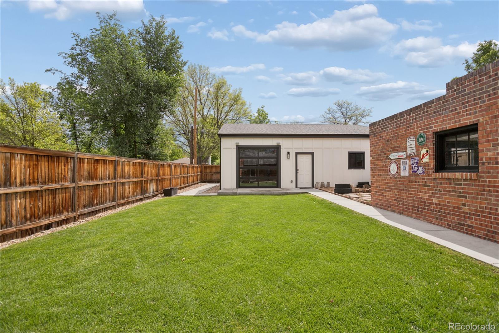 MLS Image #38 for 2054 s saint paul street,denver, Colorado