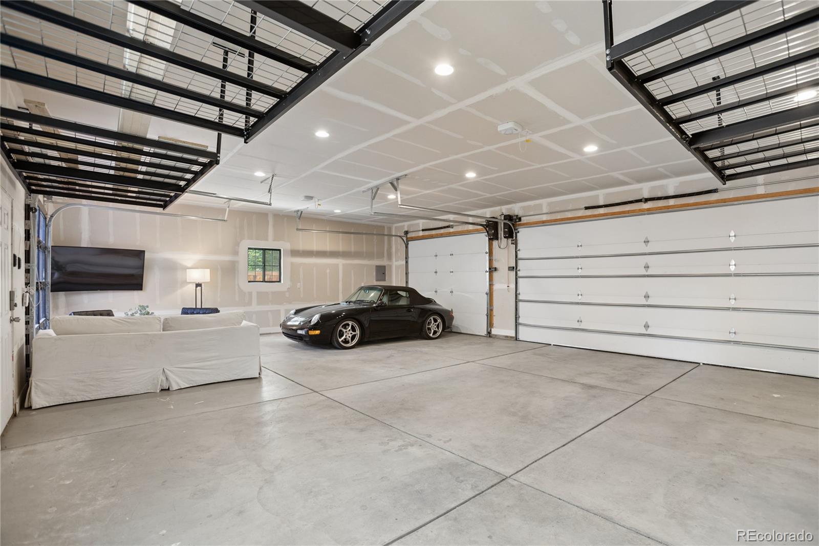 MLS Image #40 for 2054 s saint paul street,denver, Colorado