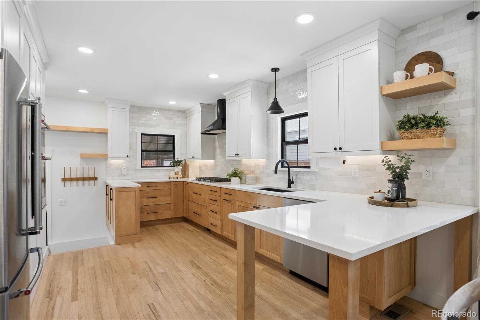 MLS Image #8 for 2054 s saint paul street,denver, Colorado