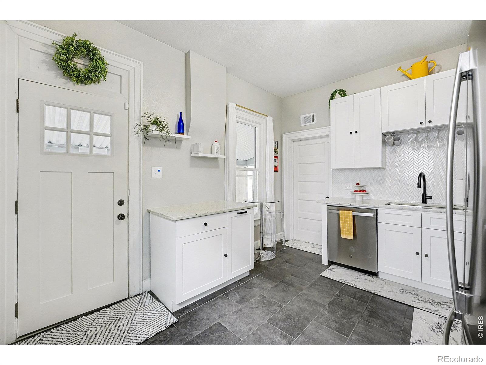 MLS Image #9 for 501 s washington street,denver, Colorado