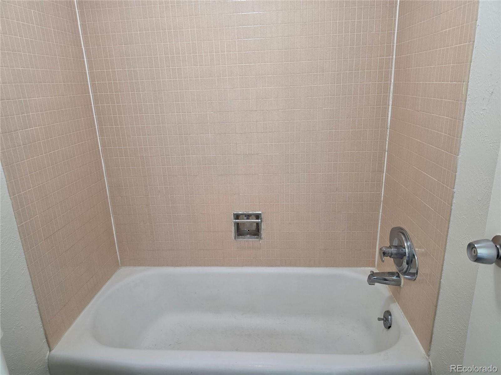 MLS Image #9 for 4800 e hale parkway 209n,denver, Colorado