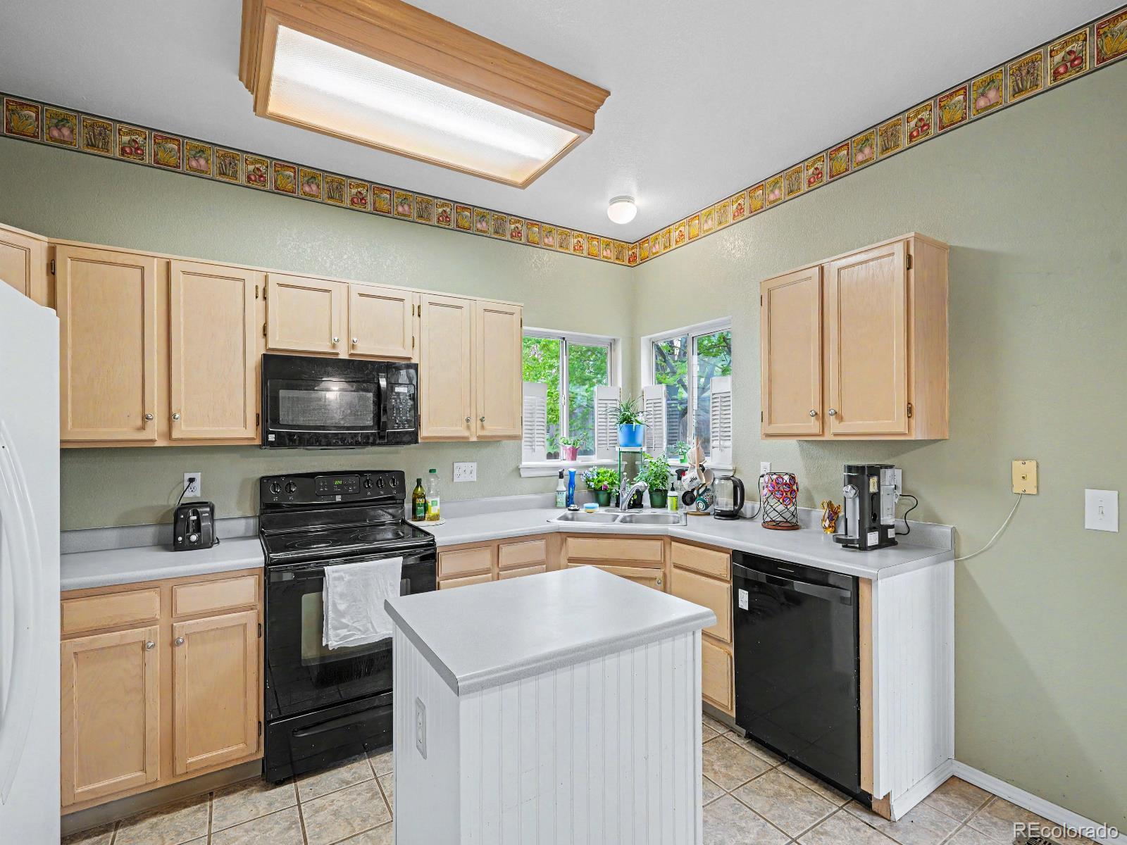 MLS Image #11 for 20636 e oxford place,aurora, Colorado