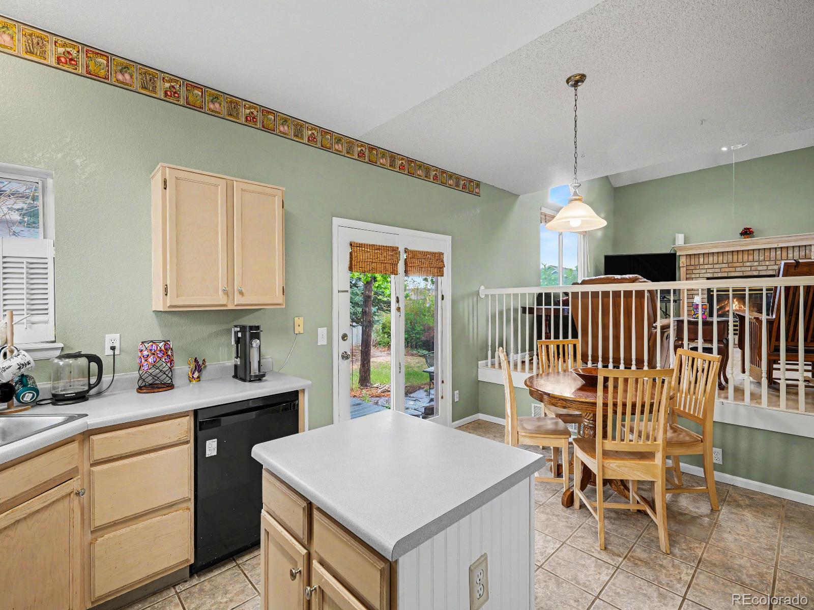 MLS Image #2 for 20636 e oxford place,aurora, Colorado