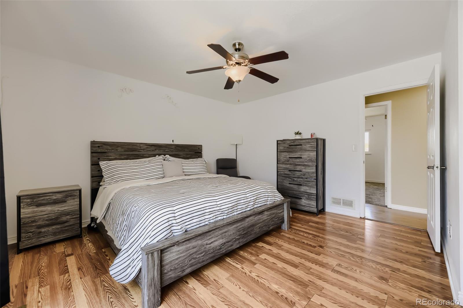 MLS Image #18 for 21678 e powers circle,centennial, Colorado