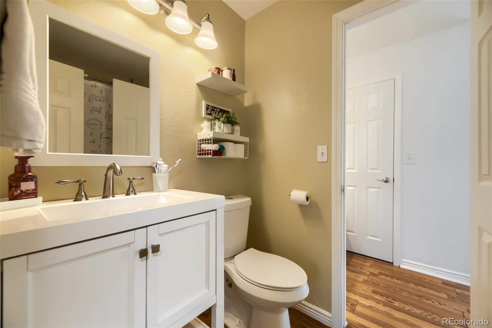 MLS Image #21 for 21678 e powers circle,centennial, Colorado