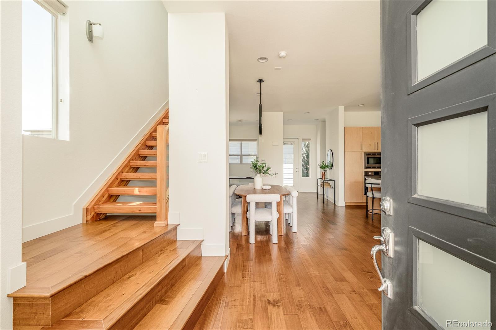 MLS Image #2 for 5054  valentia street,denver, Colorado