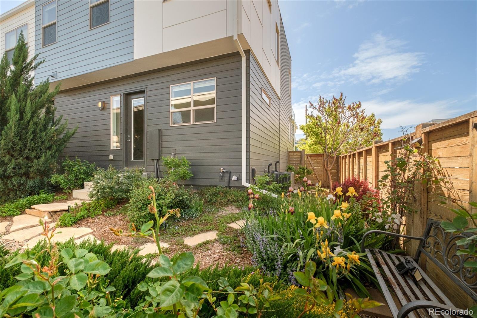 MLS Image #33 for 5054  valentia street,denver, Colorado
