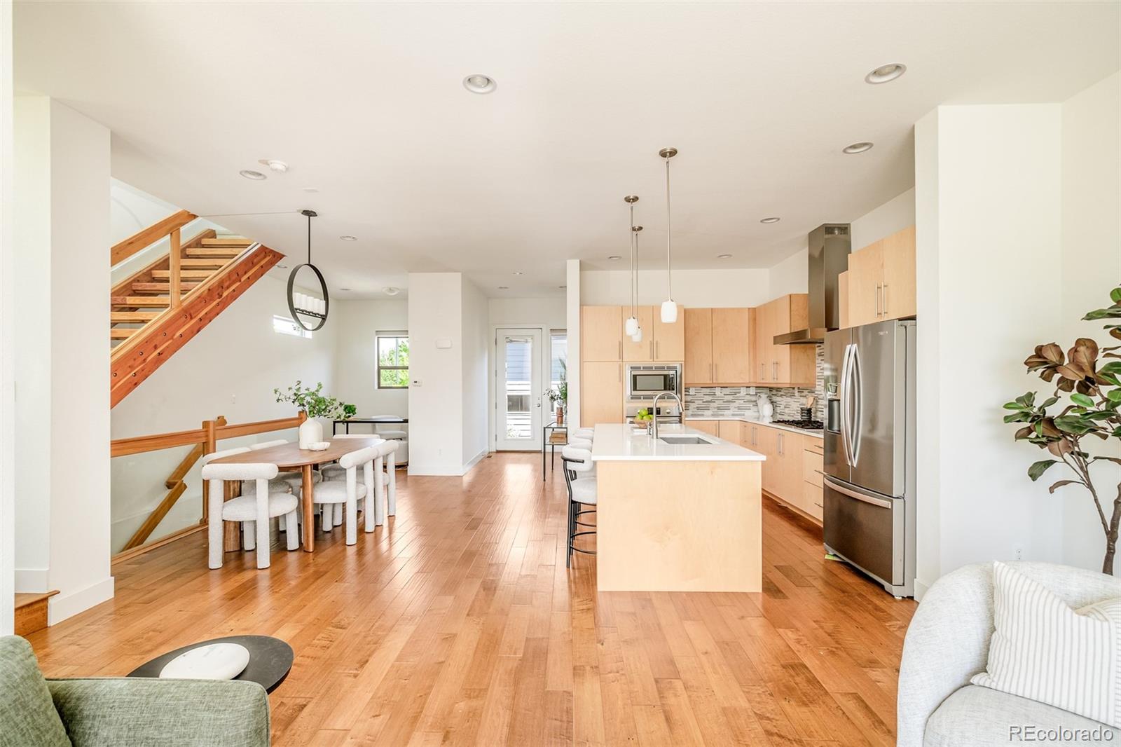 MLS Image #7 for 5054  valentia street,denver, Colorado