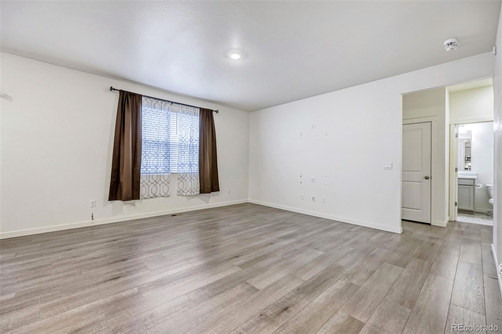 MLS Image #10 for 801  crest street,brighton, Colorado