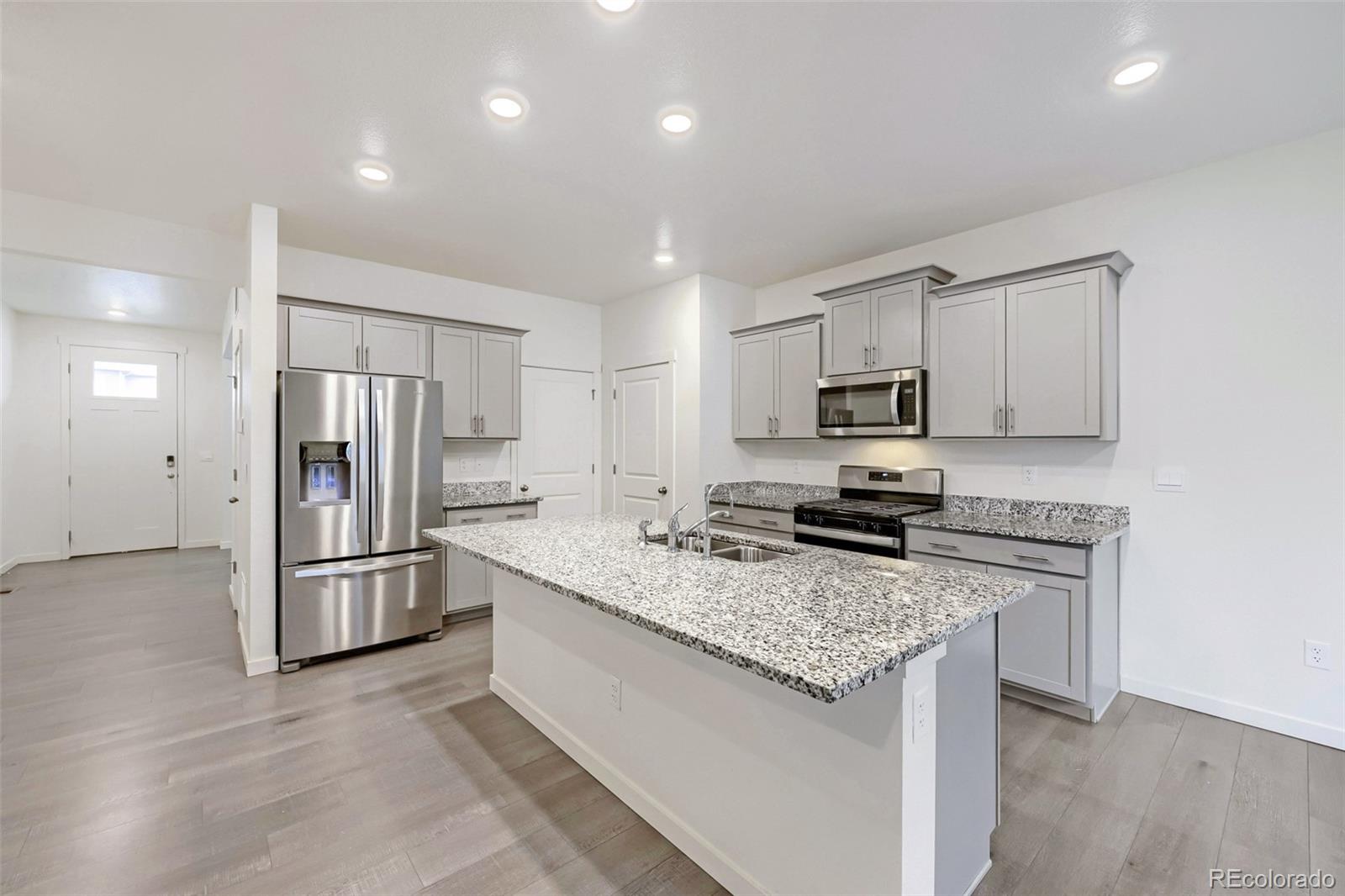 MLS Image #8 for 801  crest street,brighton, Colorado