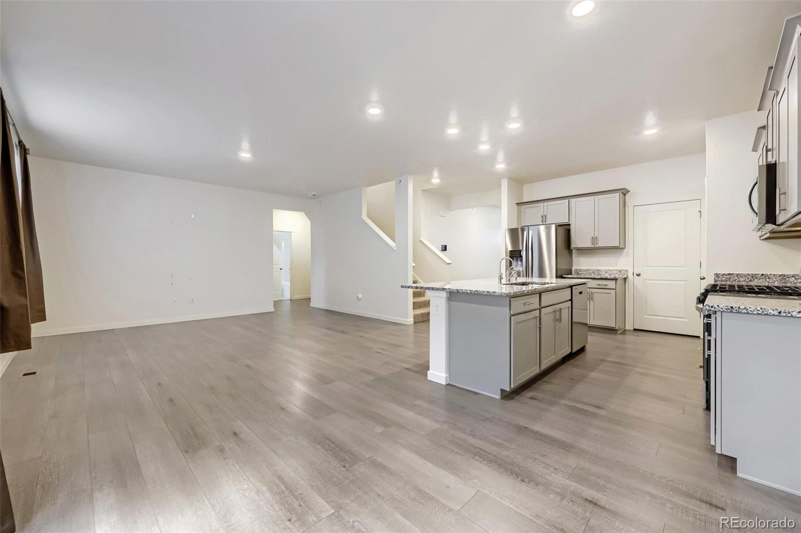 MLS Image #9 for 801  crest street,brighton, Colorado
