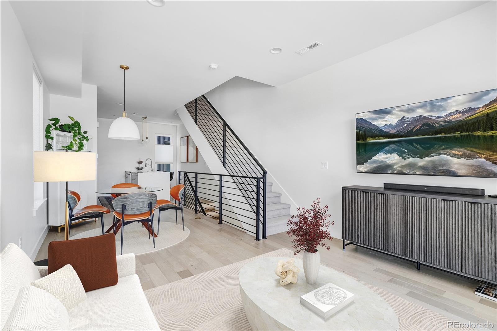 MLS Image #15 for 2578 s broadway  ,denver, Colorado